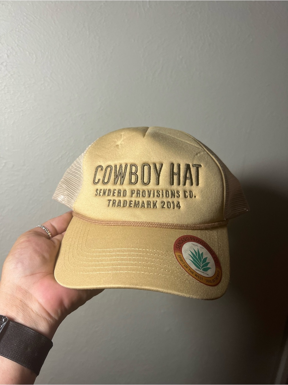 Men's Tan 'Cowboy Hat' Sendero Provisions Trucker Snapback Cap